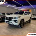 TOYOTA HILUX SW4 2.8 D-4D TURBO DIESEL SRX 7L 4X4 AUTOMÁTICO TOYOTA HILUX SW4 2.8 D-4D TURBO DIESEL SRX 7L 4X4 AUTOMÁTICO