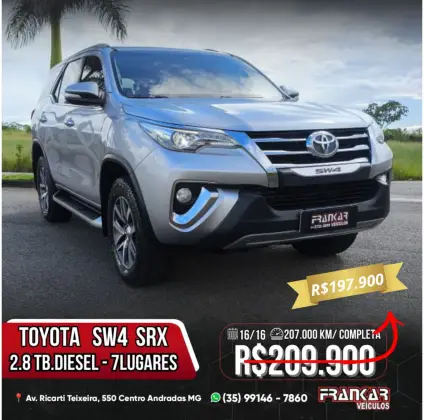 TOYOTA HILUX SW4 2.8 SRX 4X4 7 LUGARES 16V TURBO INTERCOOLER DIESEL 4P AUTOMÁTICO