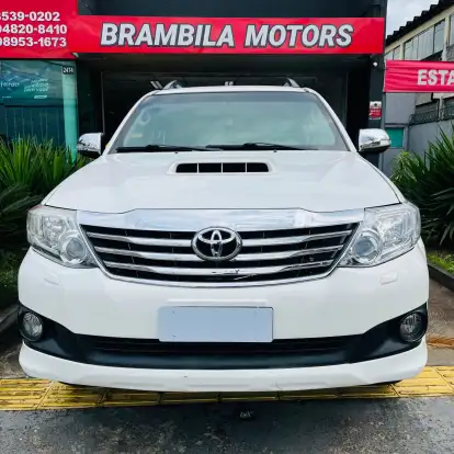 TOYOTA-HILUX SW4-3.0 SRV 4X4 7 LUGARES 16V TURBO INTERCOOLER DIESEL 4P AUTOMÁTICO TOYOTA-HILUX SW4-2012