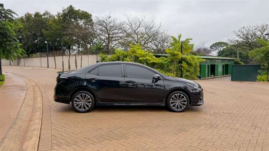 TOYOTA-COROLLA-2017