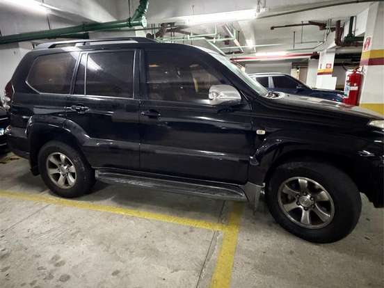 TOYOTA-LAND CRUISER-4.7 V8 GASOLINA AUTOMÁTICO TOYOTA-LAND CRUISER-2004