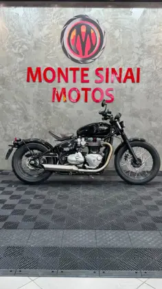 TRIUMPH BONNEVILLE BOBBER 1200 TRIUMPH BONNEVILLE BOBBER 1200