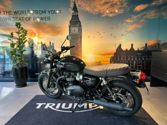 TRIUMPH-BONNEVILLE T120 BLACK 1200-2025