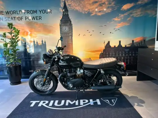 TRIUMPH-BONNEVILLE T120 BLACK 1200-2025