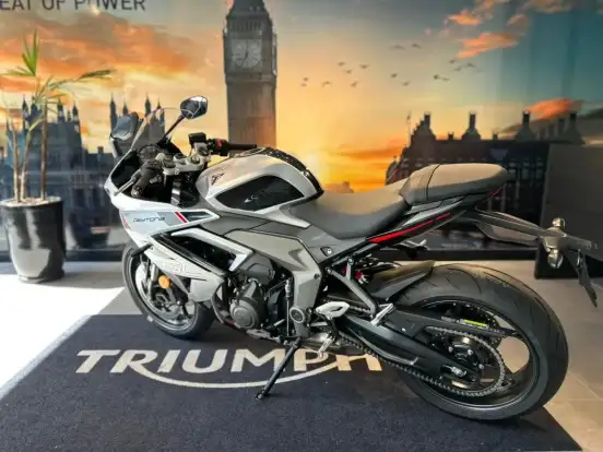 TRIUMPH-DAYTONA 660 TRIUMPH-DAYTONA 660-2026