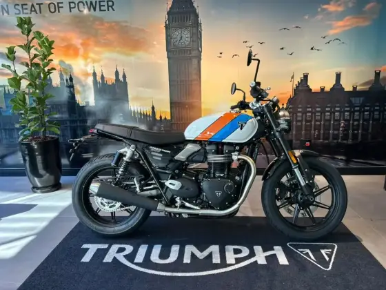 TRIUMPH SPEED TWIN 900 