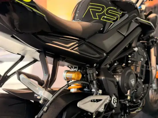 TRIUMPH-STREET TRIPLE RS ABS TRIUMPH-STREET TRIPLE RS ABS-2026