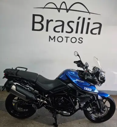 TRIUMPH TIGER 800 XRX TRIUMPH TIGER 800 XRX