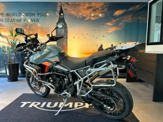 TRIUMPH-TIGER 900 DESERT EDITION TRIUMPH-TIGER 900 DESERT EDITION-2026