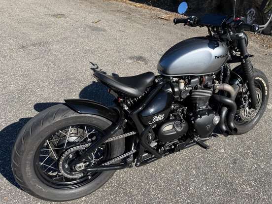 TRIUMPH-BONNEVILLE BOBBER 1200 TRIUMPH-BONNEVILLE BOBBER 1200-2024