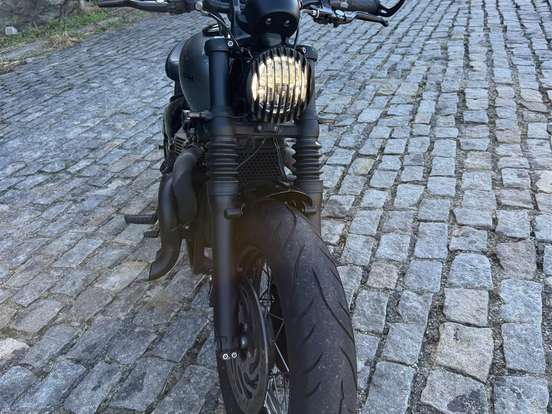 TRIUMPH-BONNEVILLE BOBBER 1200 TRIUMPH-BONNEVILLE BOBBER 1200-2024