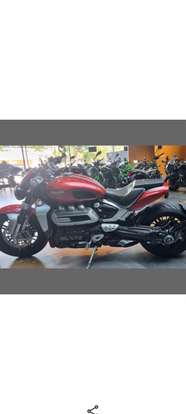 TRIUMPH-ROCKET III R-2021
