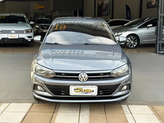 VOLKSWAGEN POLO 1.0 200 TSI COMFORTLINE AUTOMÁTICO