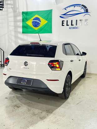 VOLKSWAGEN-POLO-2024