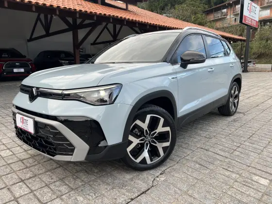 VOLKSWAGEN TAOS 1.4 250 TSI TOTAL FLEX HIGHLINE AUTOMÁTICO