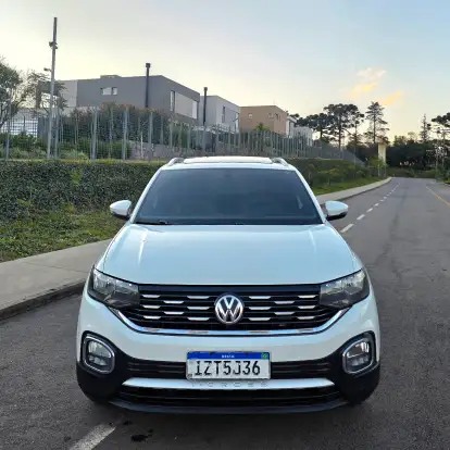 VOLKSWAGEN-T-CROSS-2019