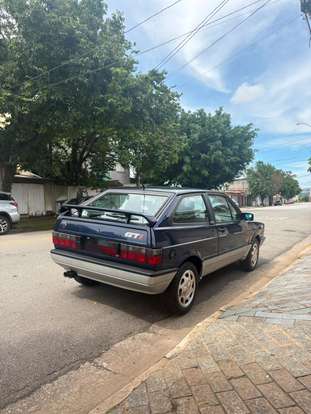 VOLKSWAGEN-GOL-1989
