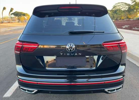 VOLKSWAGEN-TIGUAN-2024
