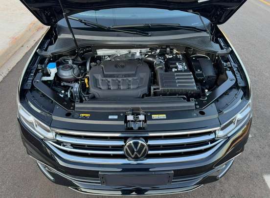 VOLKSWAGEN-TIGUAN-2024