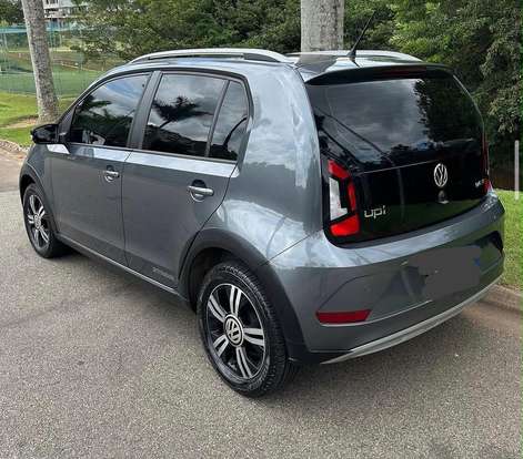 VOLKSWAGEN-UP-2021