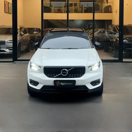 VOLVO XC40 1.5 T5 RECHARGE R-DESIGN GEARTRONIC VOLVO XC40 1.5 T5 RECHARGE R-DESIGN GEARTRONIC