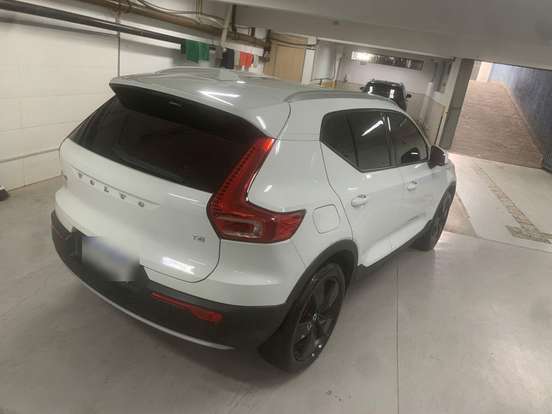 VOLVO-XC40-2.0 T4 GASOLINA MOMENTUM GEARTRONIC VOLVO-XC40-2020