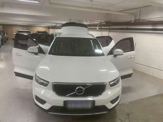 VOLVO-XC40-2.0 T4 GASOLINA MOMENTUM GEARTRONIC VOLVO-XC40-2020