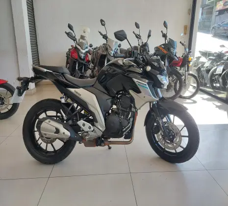 YAMAHA FZ25 FAZER ABS YAMAHA FZ25 FAZER ABS