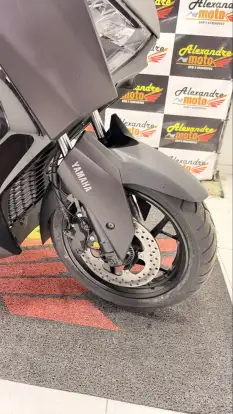 YAMAHA-XMAX 300 CONNECTED ABS-2026