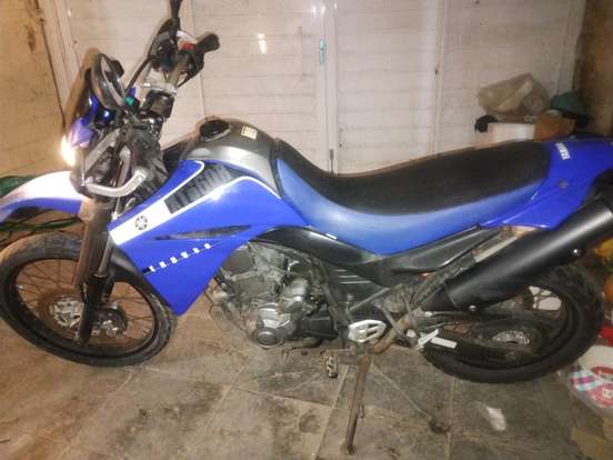 YAMAHA-XT 660R YAMAHA-XT 660R-2011