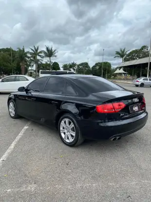 AUDI-A4-2010
