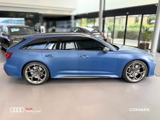 AUDI-RS6-2024