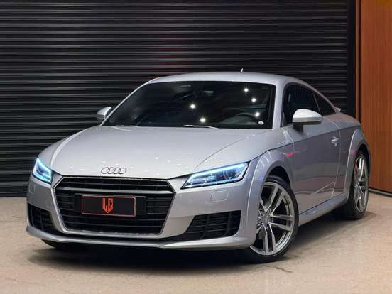 AUDI-TT-2015