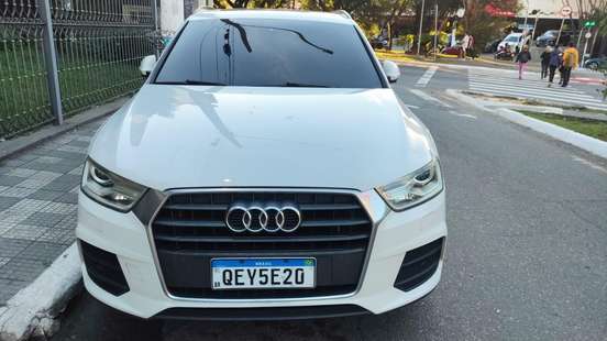 AUDI-Q3-2016