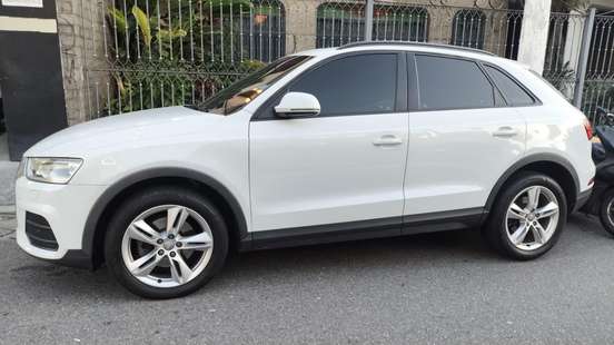 AUDI-Q3-2016