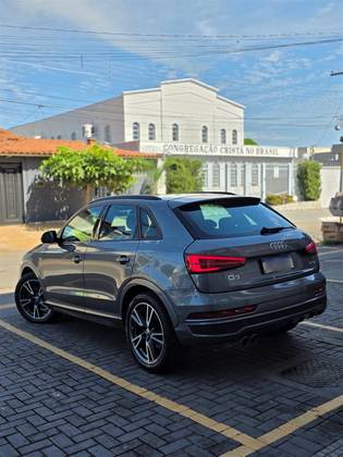 AUDI Q3 1.4 TFSI FLEX PRESTIGE S TRONIC