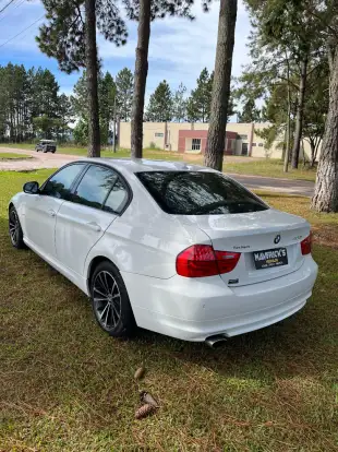 BMW-320i-2.0 16V GASOLINA 4P AUTOMÁTICO BMW-320i-2011