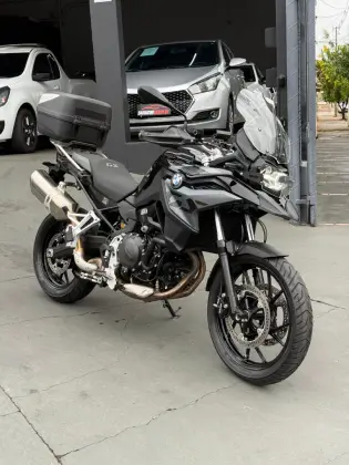 BMW F 800 GS PLUS BMW F 800 GS PLUS