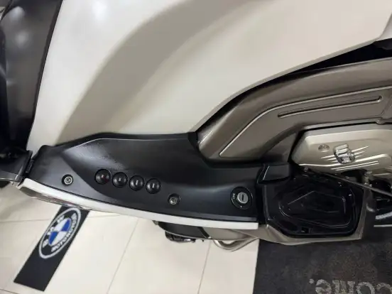 BMW-K 1600 GT BMW-K 1600 GT-2012