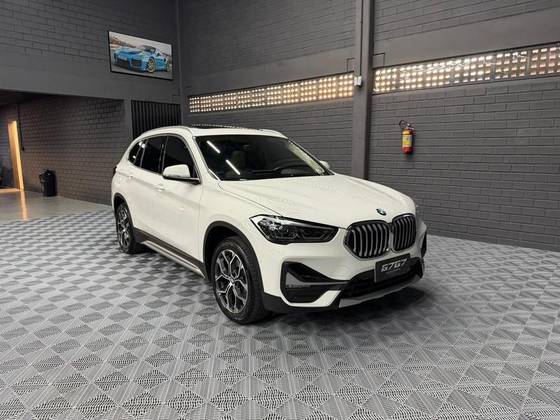 BMW X1 2022 2.0 16V TURBO ACTIVEFLEX sDrive20i xLine 4-Door Automatic
