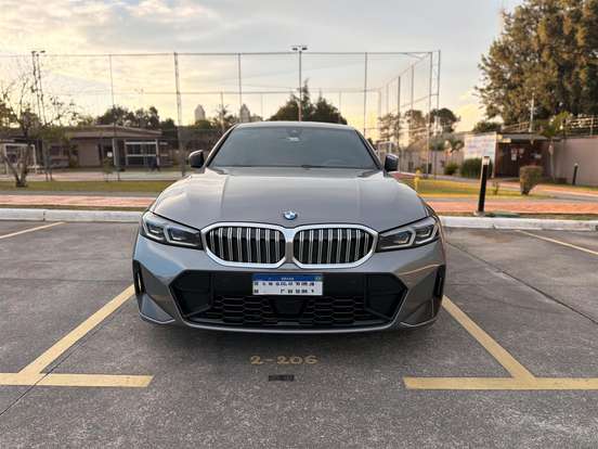 BMW-320i-2.0 16V TURBO FLEX M SPORT AUTOMÁTICO BMW-320i-2022