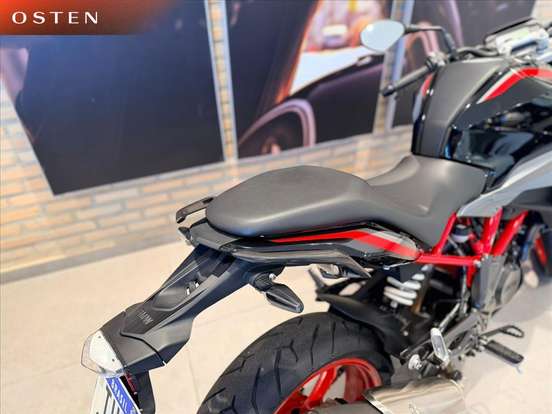 BMW-G 310 R-2024