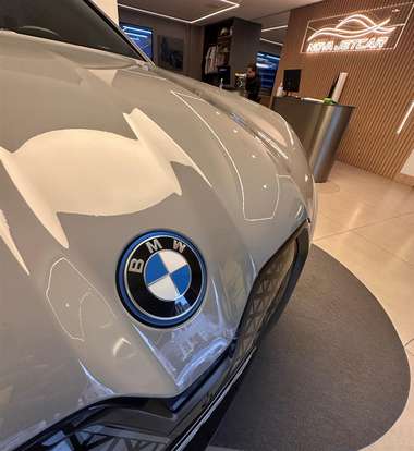 BMW-iX-2023