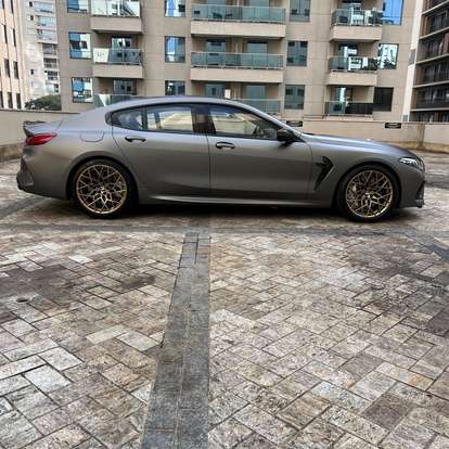 BMW-M8-2021
