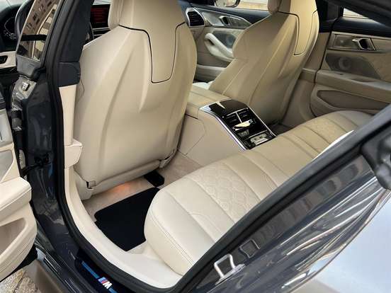 BMW-M8-4.4 V8 TWINPOWER GASOLINA XDRIVE GRAN COUPÉ M COMPETITION STEPTRONIC BMW-M8-2021