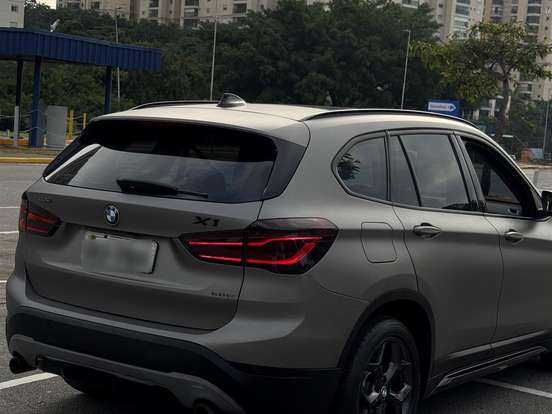 BMW-X1-2.0 16V TURBO ACTIVEFLEX SDRIVE20I 4P AUTOMÁTICO BMW-X1-2018