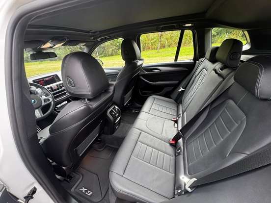 BMW-X3-2021