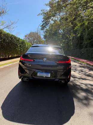 BMW-X4-2024
