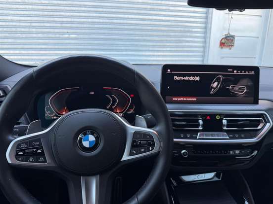 BMW-X4-2024