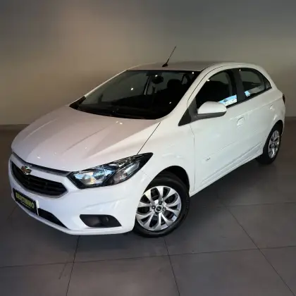 CHEVROLET ONIX 1.4 MPFI LT 8V FLEX 4P MANUAL CHEVROLET ONIX 1.4 MPFI LT 8V FLEX 4P MANUAL